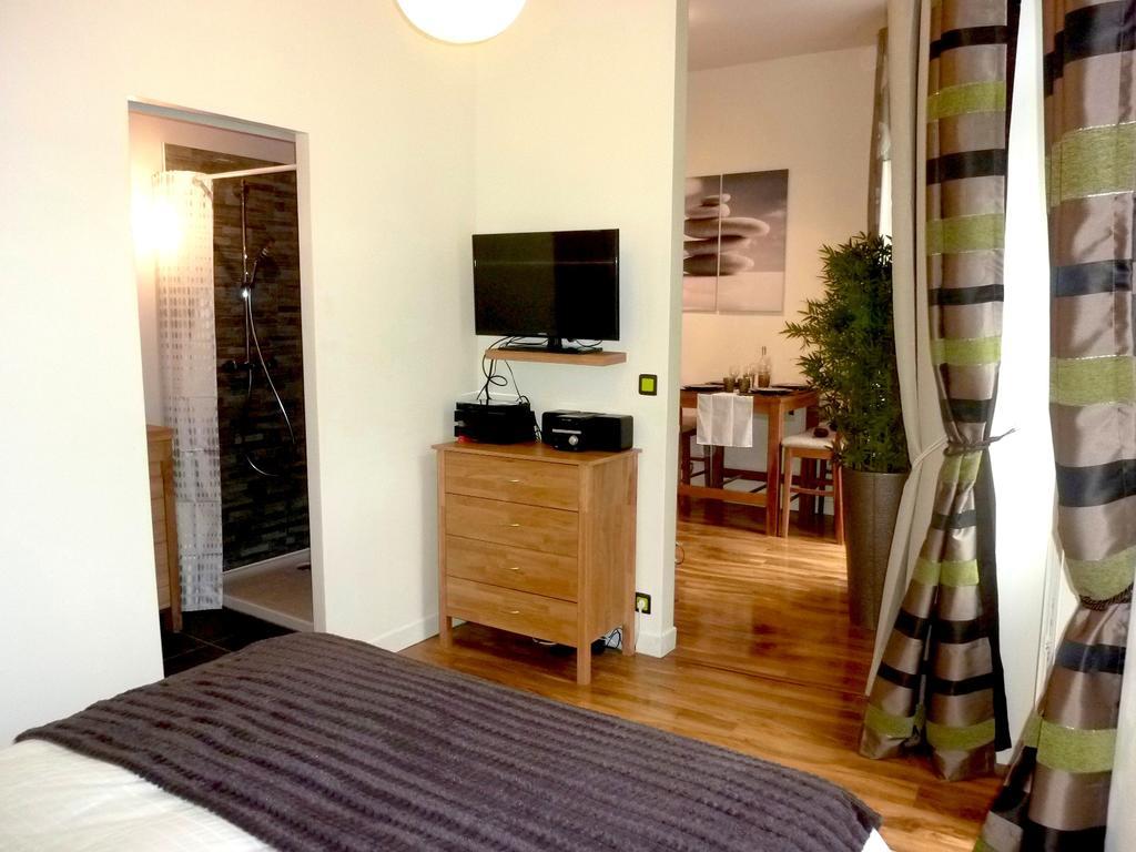 Appartement "Princesse Eleonore" - Centre Historique Bordeaux Ruang foto