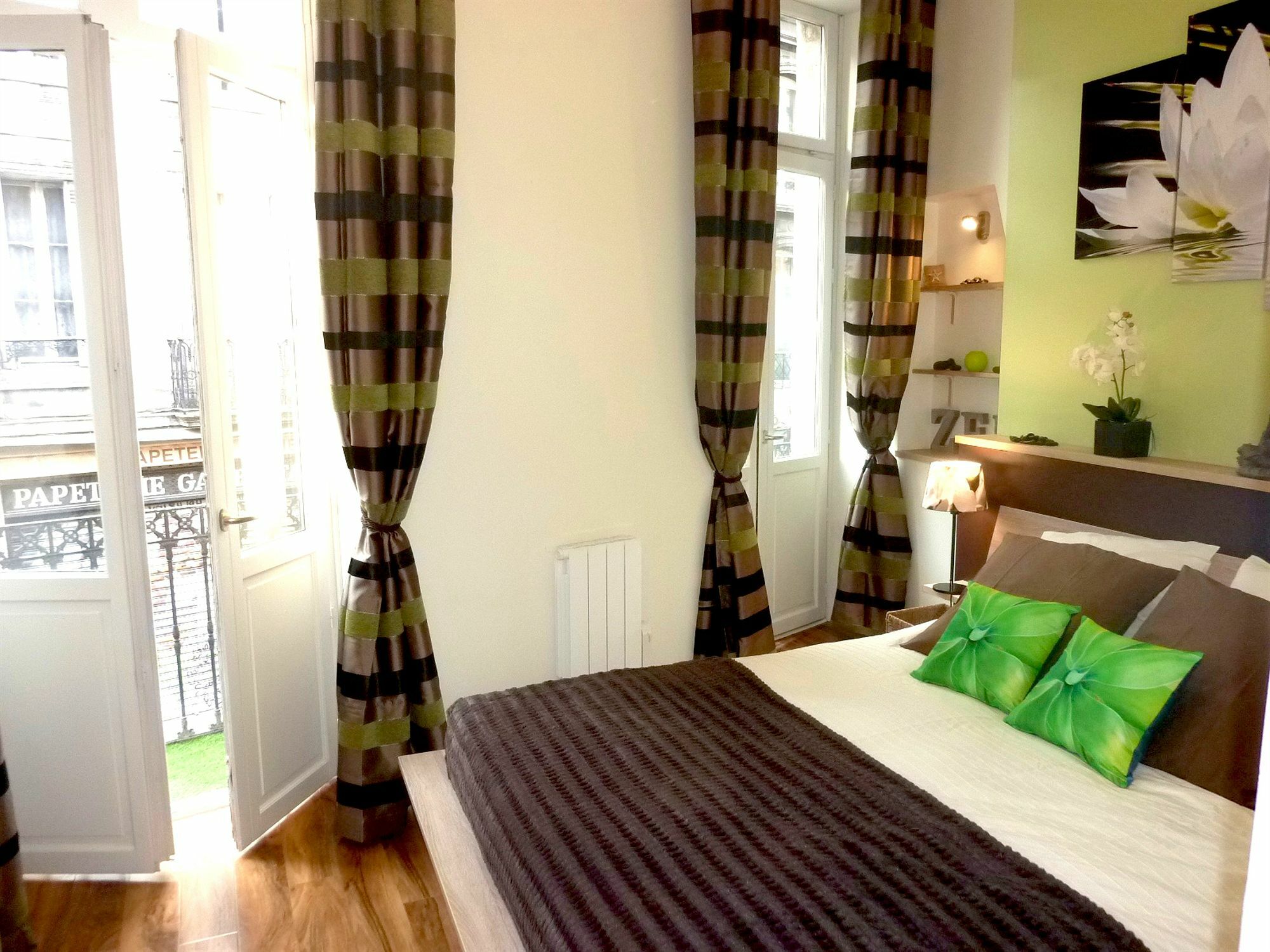 Appartement "Princesse Eleonore" - Centre Historique Bordeaux Bagian luar foto